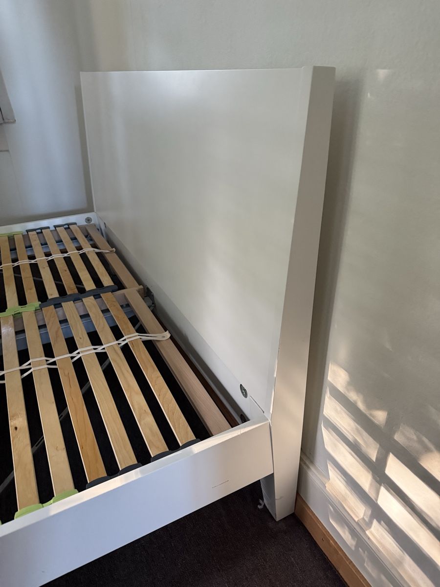 Lits: Ikea Bett 160x200 – D'occasion à Zofingen par vonni81 2