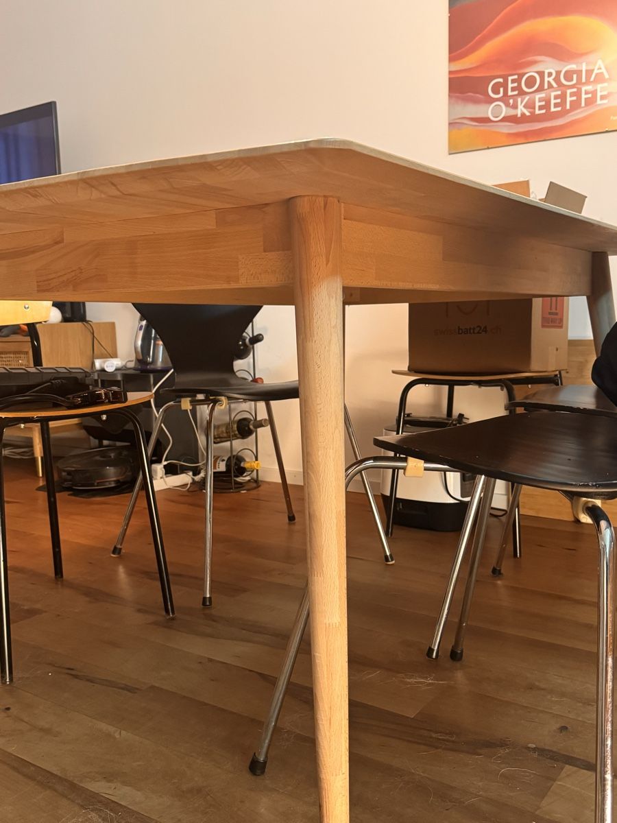 Tische: Table 140 90 – Gebraucht aus Zürich von pon_pv8m 1