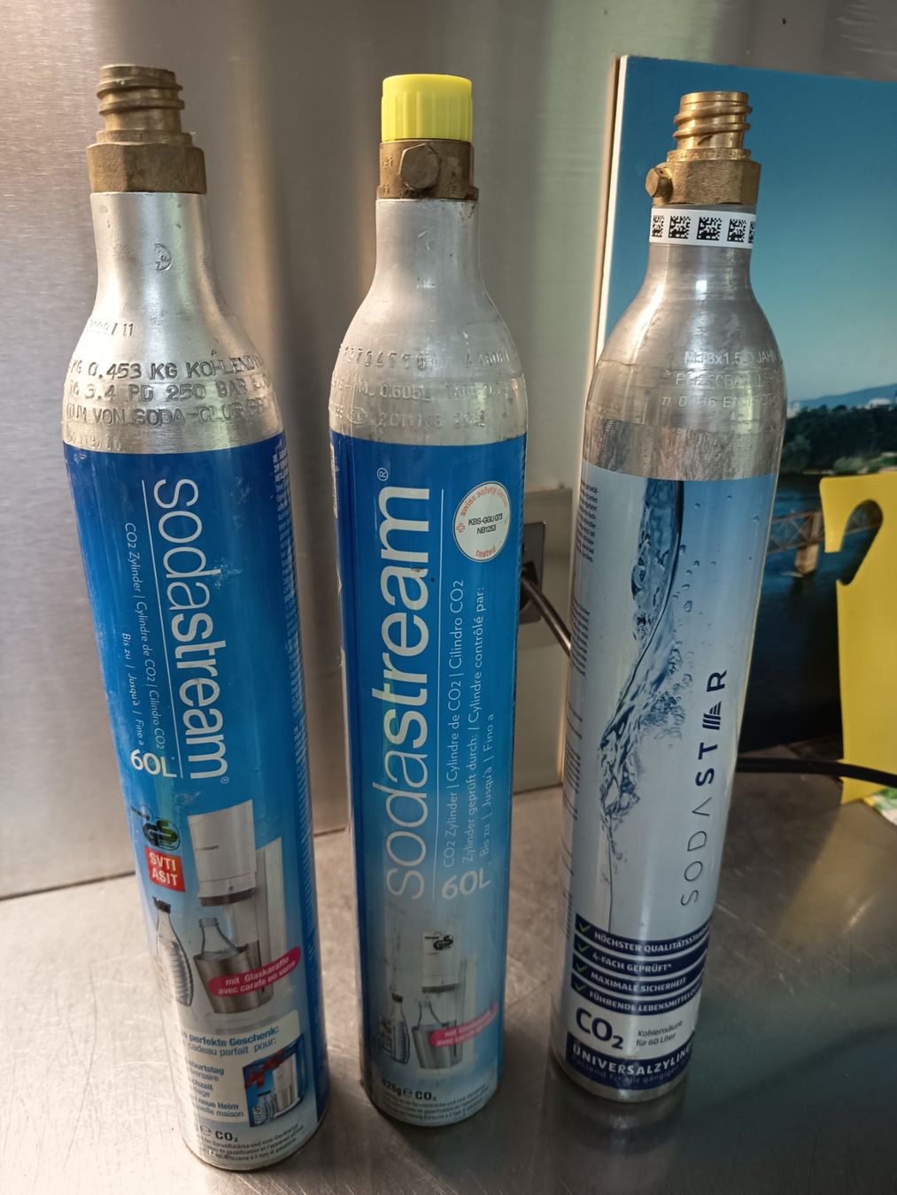 Sodastream Gas-Geräte & -Technik: Sodastream 3 Flaschen leer – Gebraucht aus Chur von Ajura