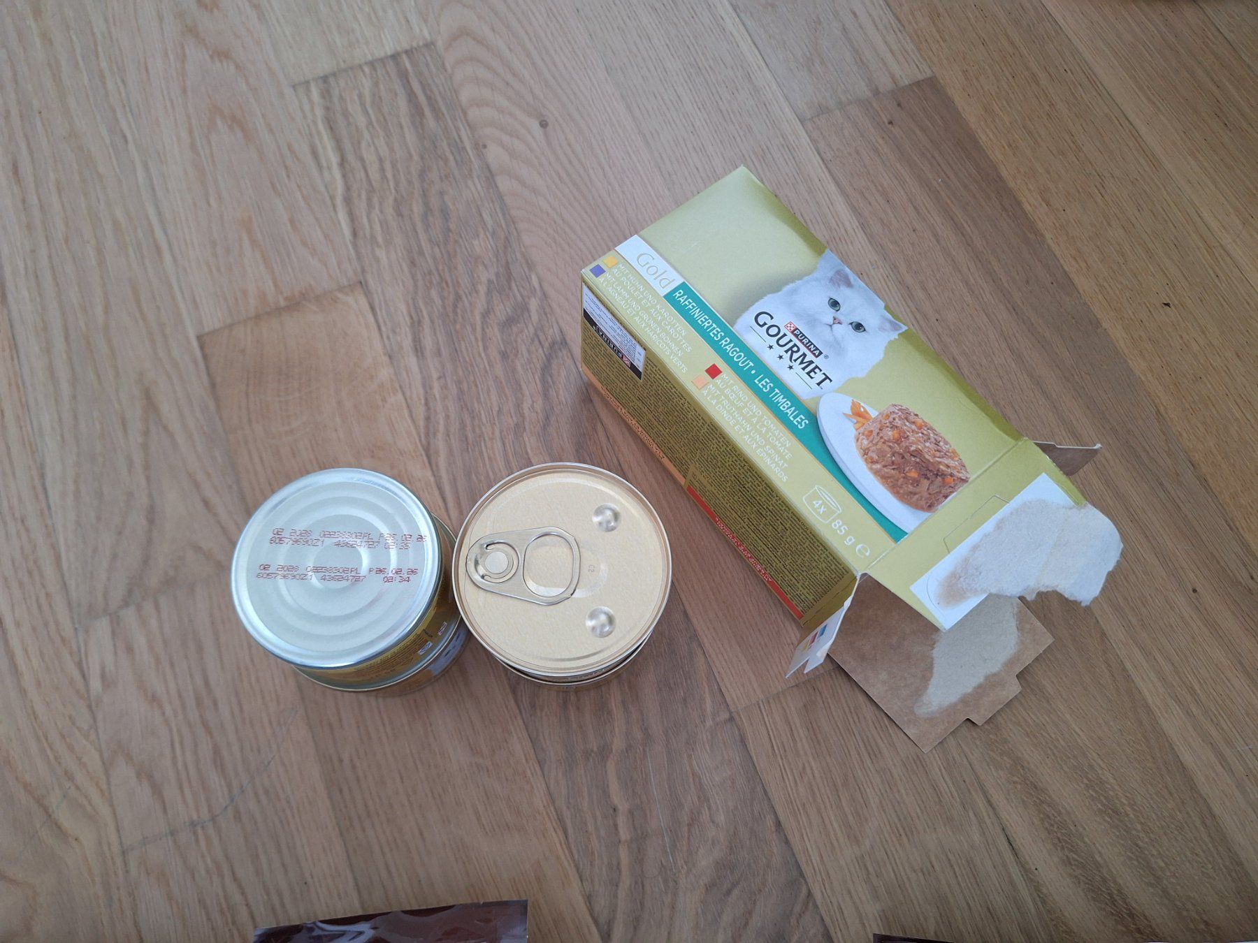 Futter: Katzenfutter verschiedene Sorten – Neu und originalverpackt aus Zürich von luk_pvx2 1