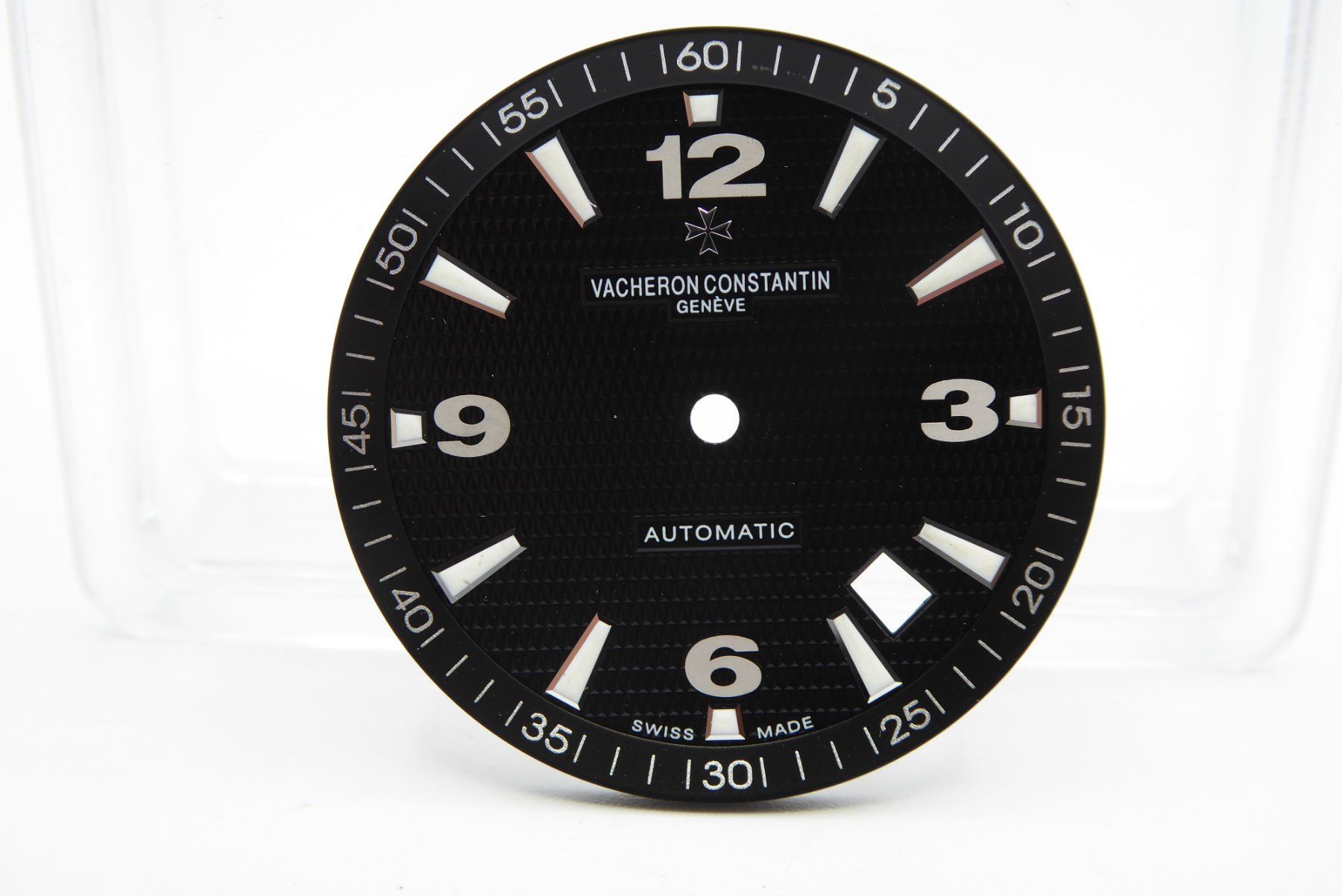Vacheron Orologi: Vacheron Constantin Overseas Black dial 47040 – Nuovo (secondo la descrizione) da Geneve venduto da adr_xk6n