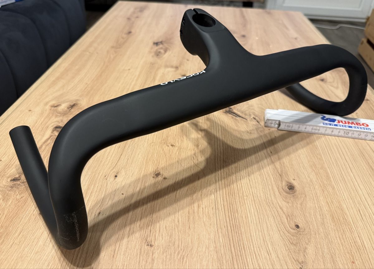 Pièces détachées: Guidon vélo carbone Kocelvlo aero – Neuf (Voir description) à Renan (BE) par lor_n6p2