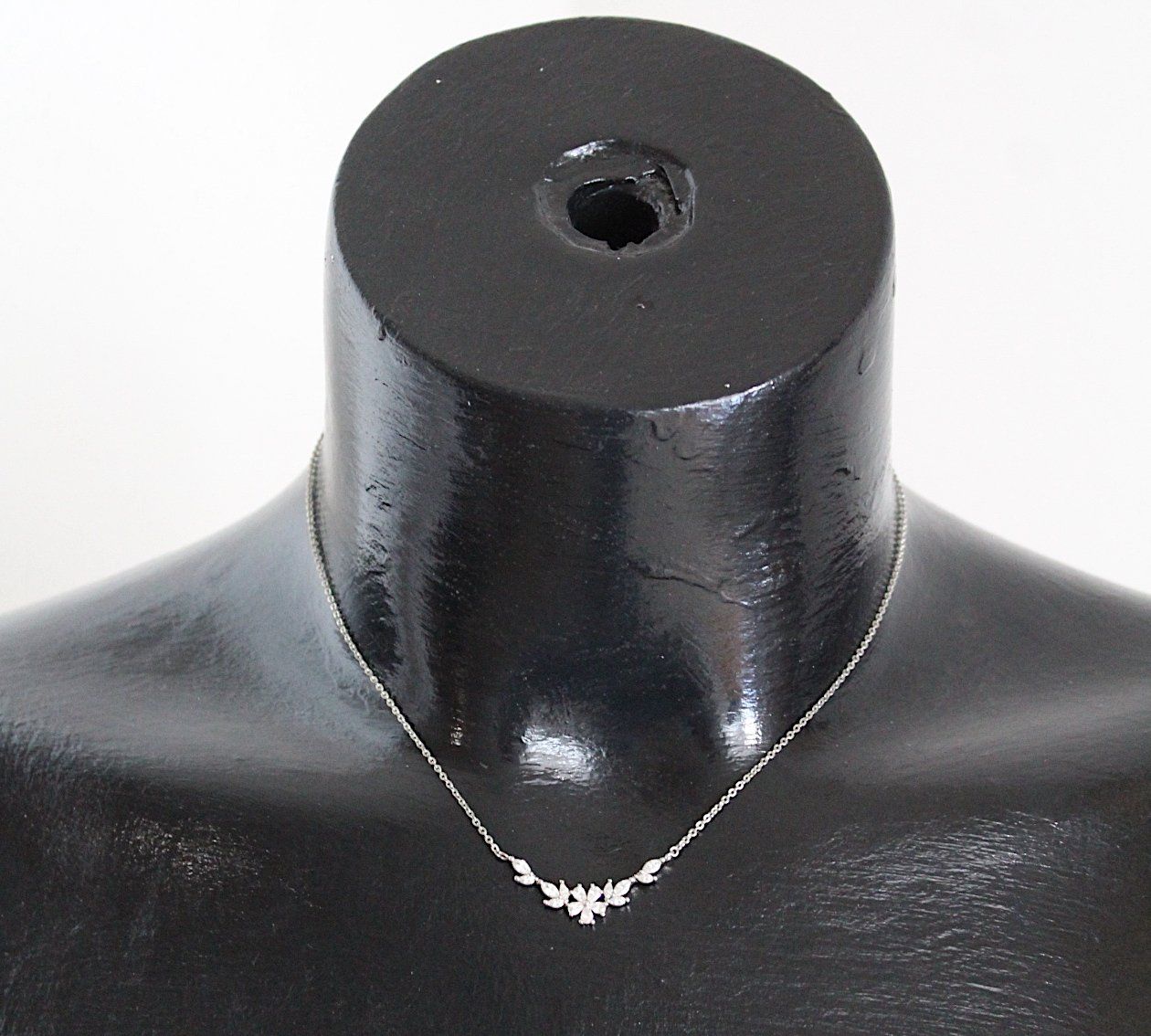 Ketten: Modeschmuck Kette – Gebraucht aus Locarno von madame-tus-sauds 1