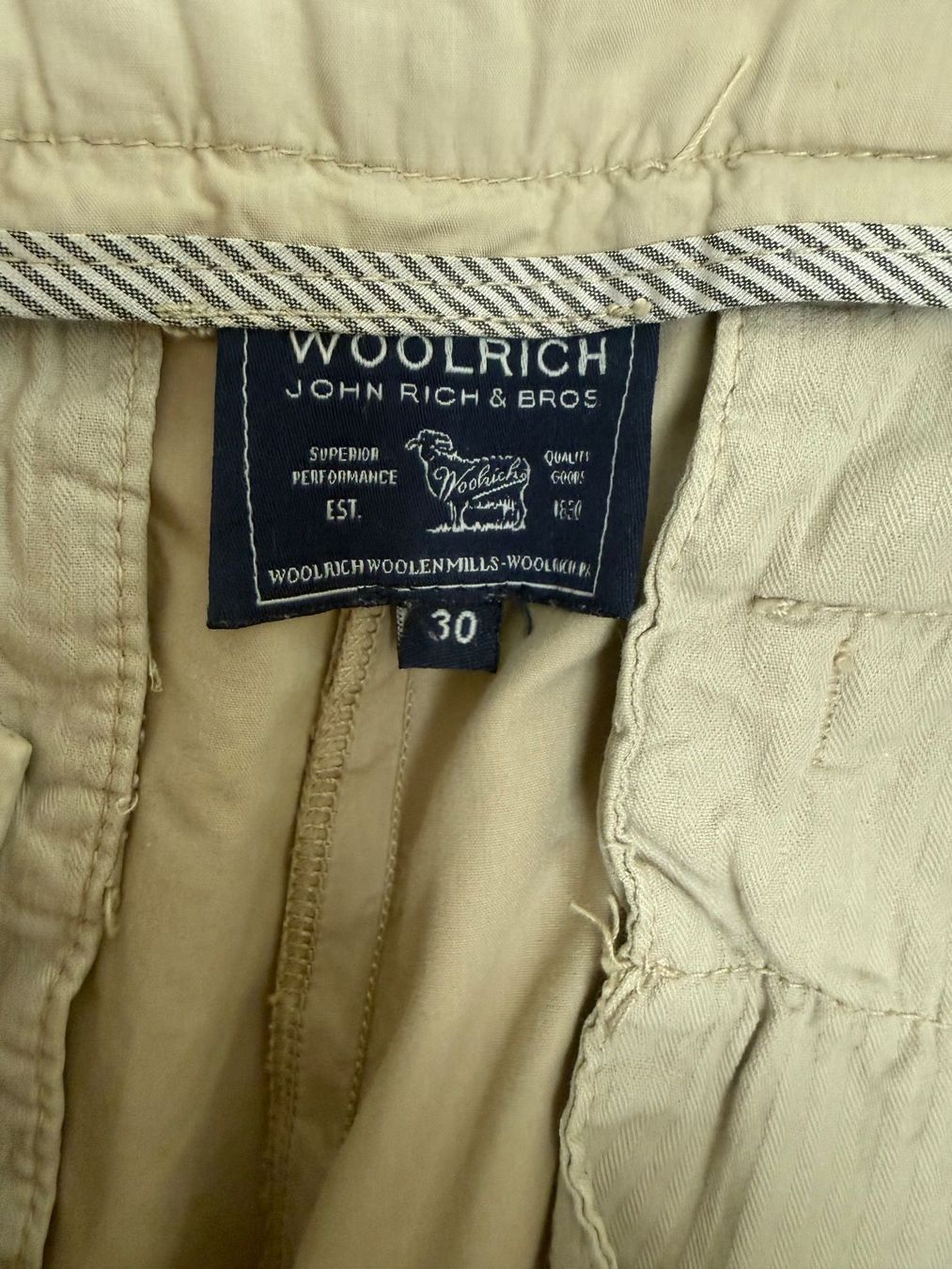 Pantalons: DAMEN SHORTS WOOLRICH GR.30 – D'occasion à Steg im Tösstal par goldlionfree 3