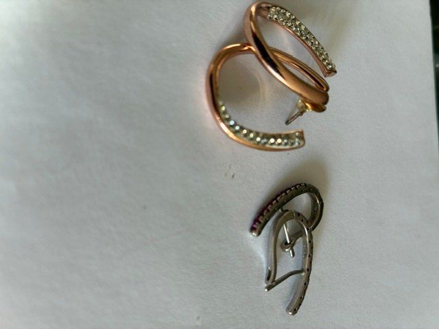 Orecchini pendenti & Orecchini a lobo: 2 paire de boucles oreilles-doré et argenté – Usato da Evilard venduto da nenette01 2