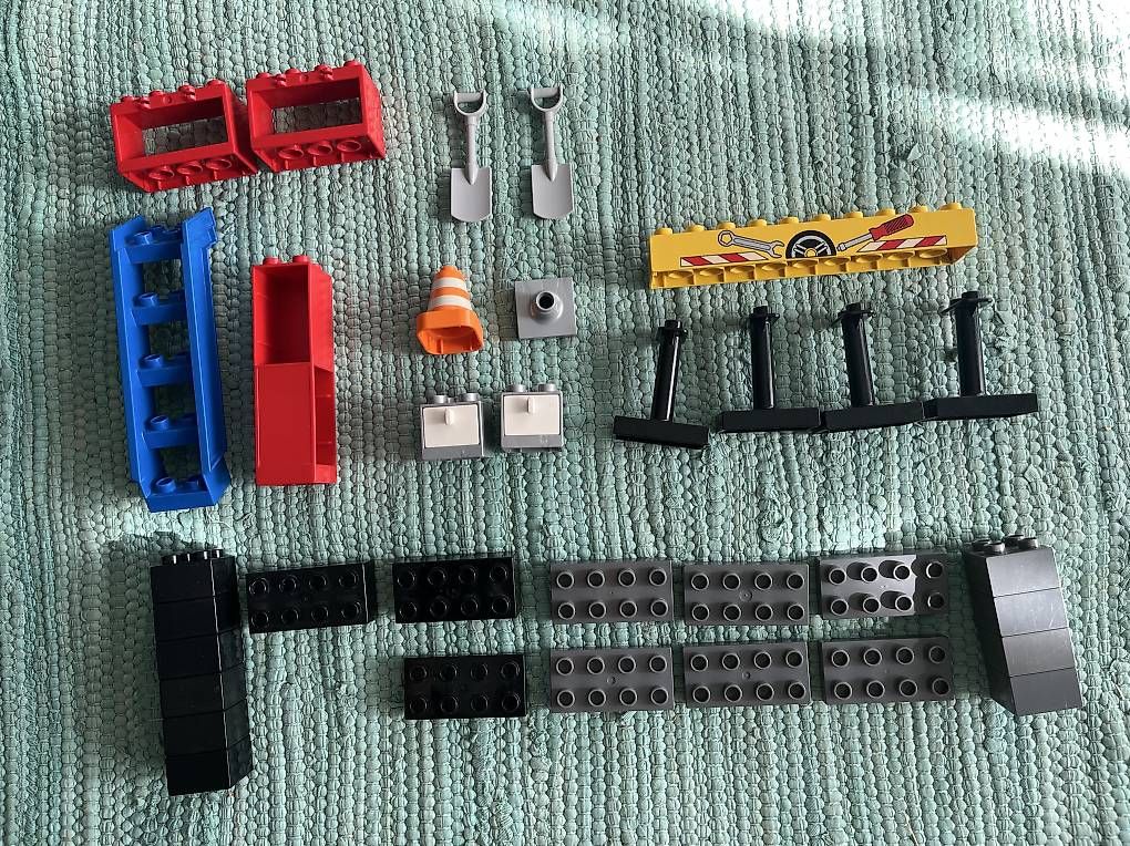 Lego Giocattoli: Lego Duplo verschiedene Einzelteile – Usato da Kirchberg BE venduto da qualle01