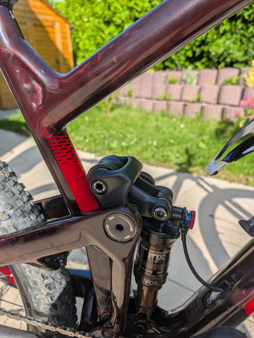 Focus Velos: VTT Carbone Focus O1E 9.9 - Taille M - Full Kashima – Gebraucht aus Echallens von yan_fn8q 3