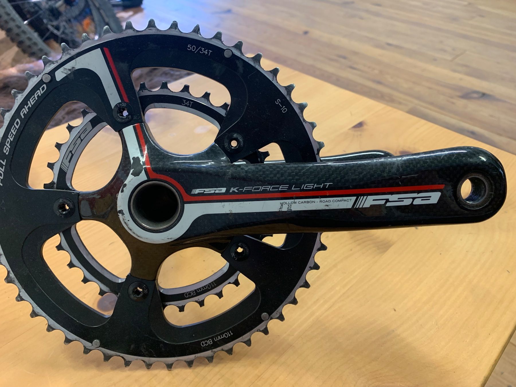 Pezzi di ricambio: Kurbelgarnitur FSA Carbon Road 172,5 – Usato da Widen venduto da chilli2hot