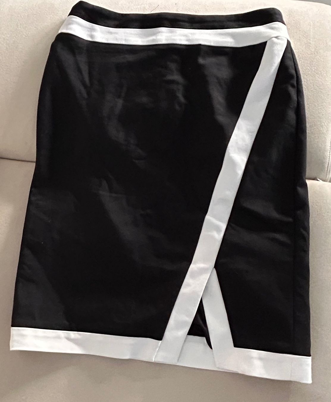 Esprit Gonne: Esprit Bleistiftrock - black – Nuovo (secondo la descrizione) da Freienbach venduto da mar_rvc6