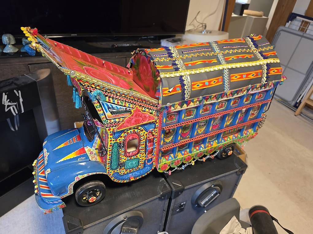 Spielzeuge: Truck Art LKW – Gebraucht aus Speicher von cra_2t7m 1