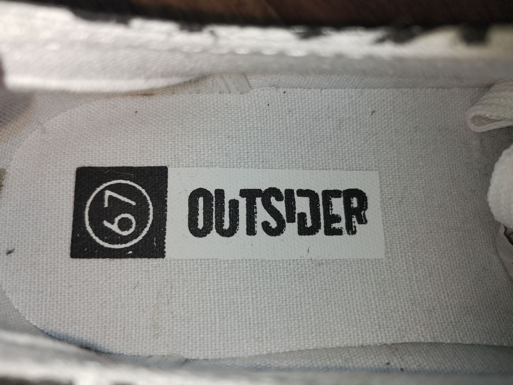 Damenschuhe: Zebra Sneaker Outsider Gr. 38 Neu! – Neu (gemäss Beschreibung) aus Marbach SG von Velioris 1