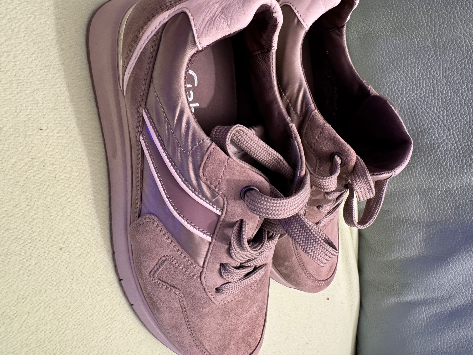 Chaussures femmes: Schuhe 36 – D'occasion à Zürich par Cibin 1