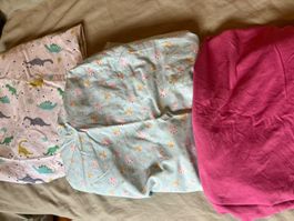 Three 60*120cm fitted bedsheets for baby cot (cotton)