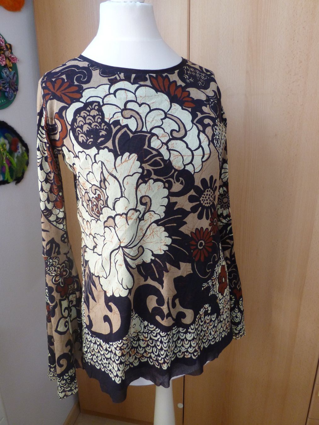 Blusen: FUZZI Oberteil Shirt BLUSE italy  S/XS – Gebraucht aus Dättlikon von Mamakuga