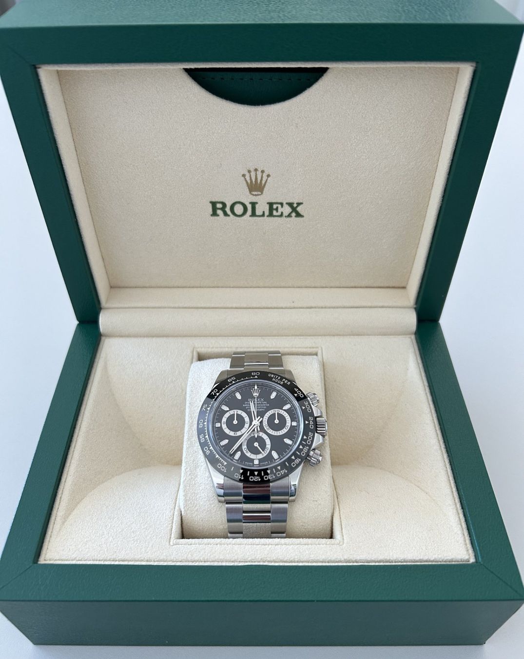 Rolex Uhren: Rolex Cosmograph Daytona, Ref. 116500LN (Full Set) – Gebraucht aus Allschwil von Oyster1926 1