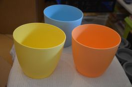 3 STUCK VASE PLASTIK