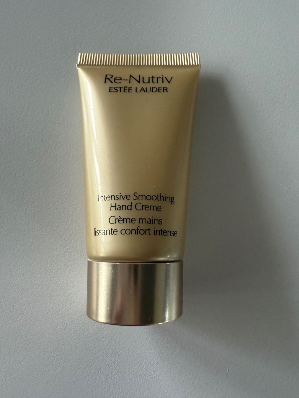 Feuchtigkeitspflege: Estée Lauder Re-Nutriv Handcreme, neu, 30 ml – Neu (gemäss Beschreibung) aus Dällikon von dahi1