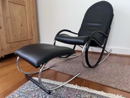 Strässle Lounge Chair Nonna mit Ottoman. 
