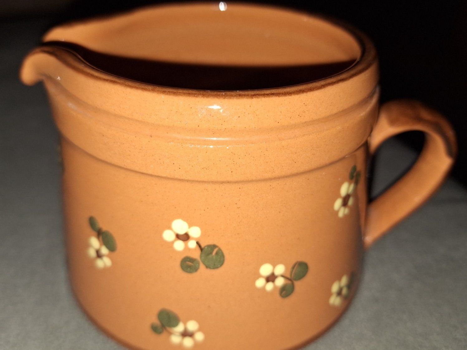 Caraffe: KERAMIK KRUG MIT BLÜMCHEN DECOR – Usato da spreitenbach venduto da lumbalplatte 2
