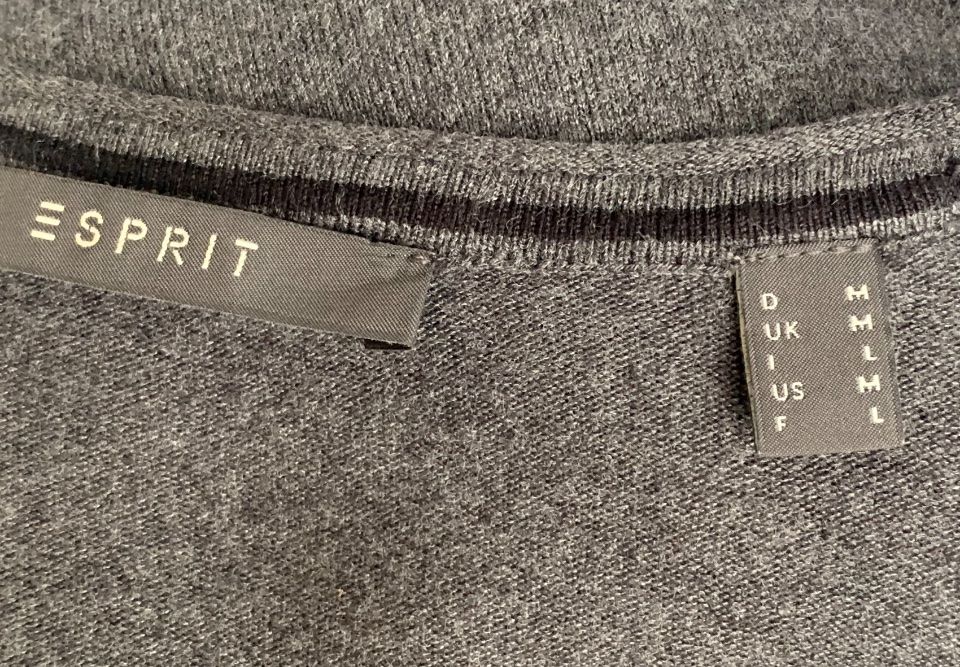 Esprit Top: Très jolie jaquette basique ESPRIT tricot t.M – Nuovo (secondo la descrizione) da Martigny venduto da only__you 9