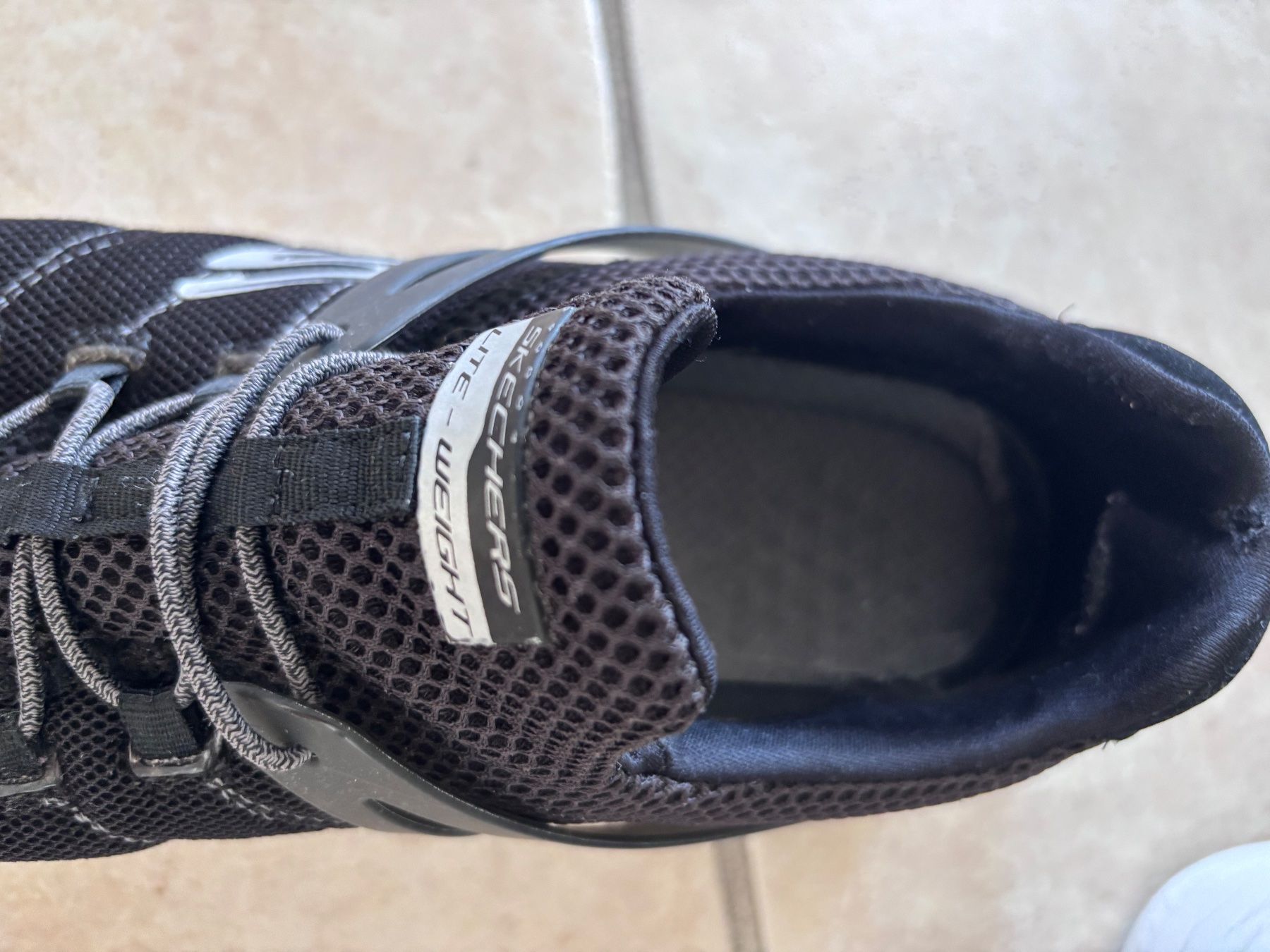 Skechers Herrenschuhe: Sketchers 43 – Gebraucht aus Balsthal von Uroby 2