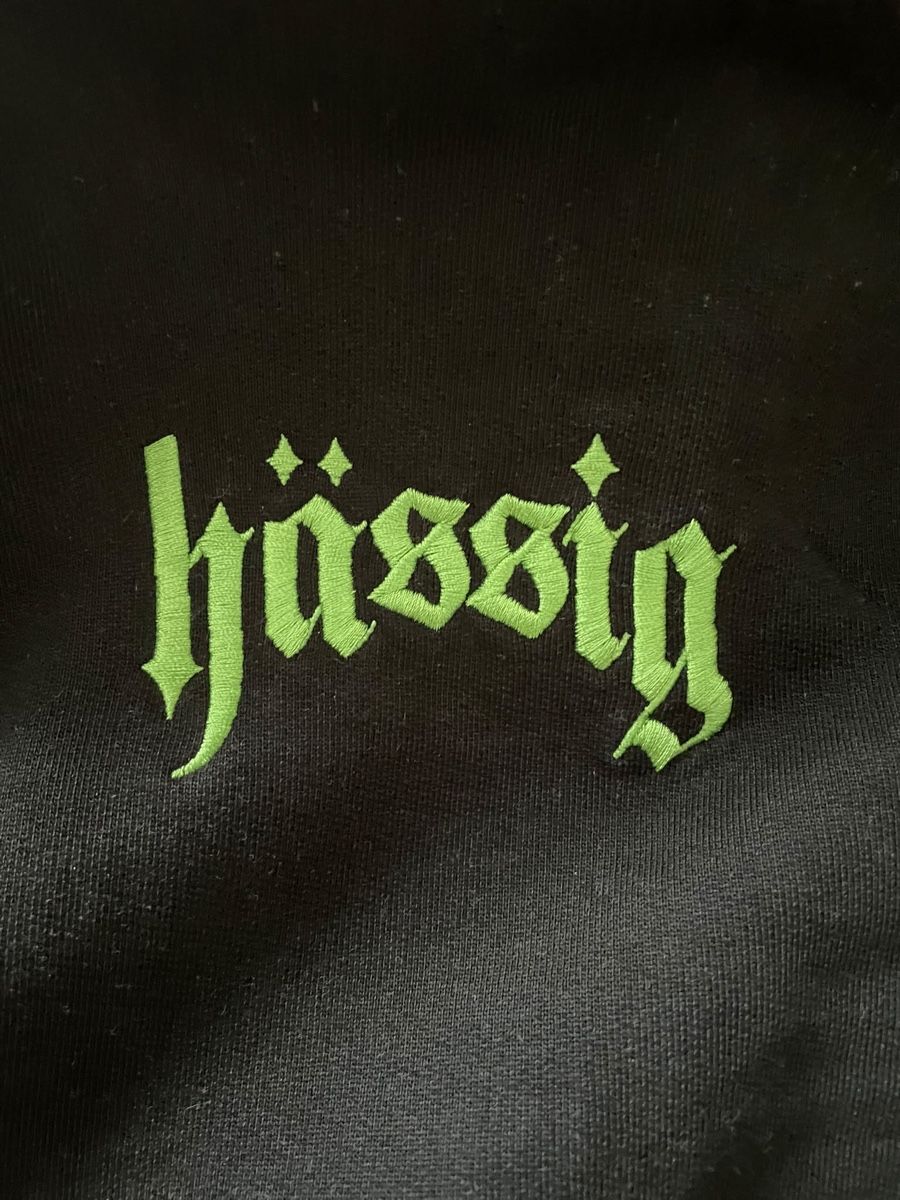 Hässig Pullover & Sweatshirts: Hässig Hoodie Size M – Gebraucht aus Luzern von Irene197 2