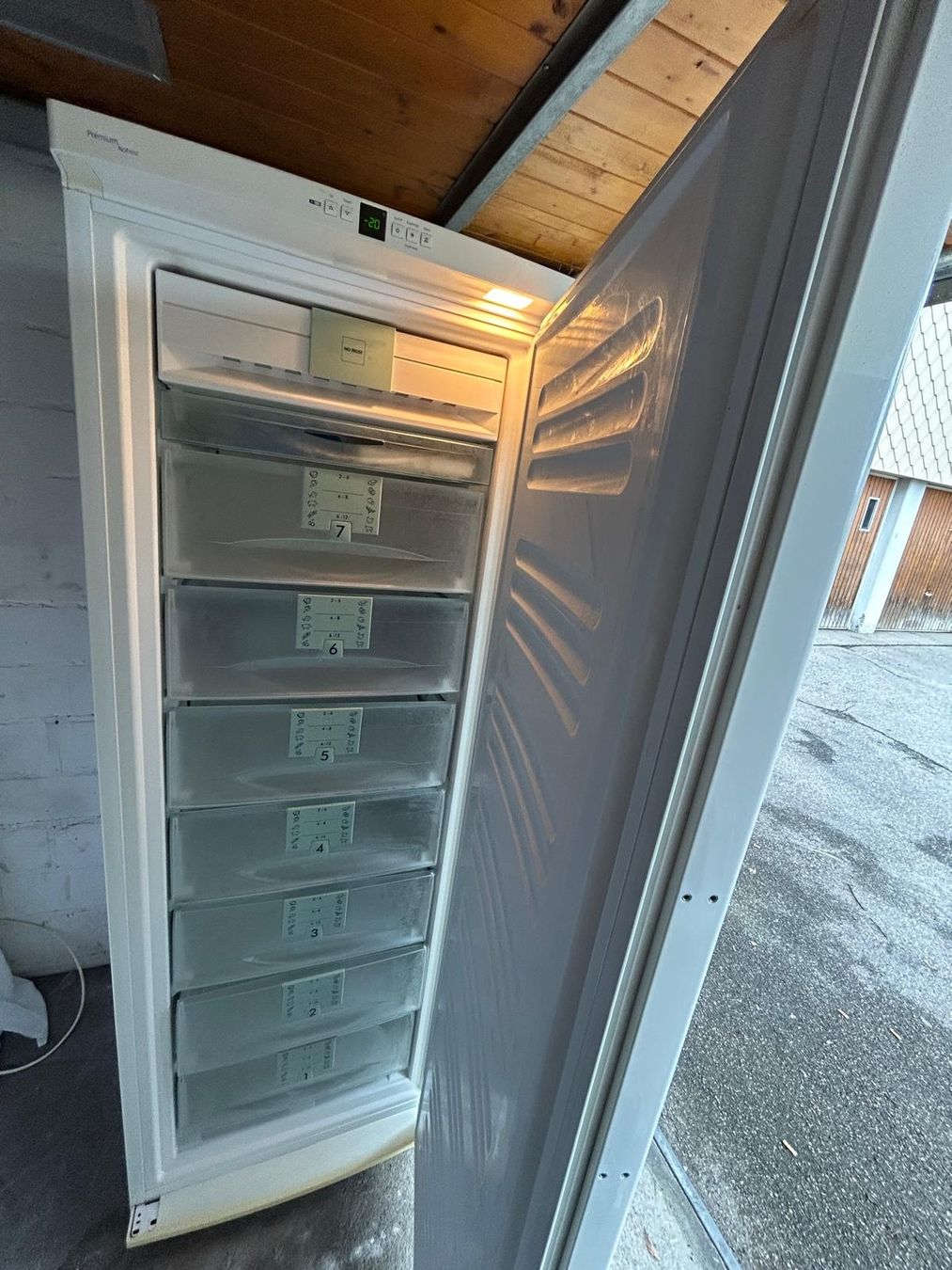 Liebherr Congelatori: tiefkühlschrank liebherr Nofrost – Usato da Basel venduto da faz_hdd8 6
