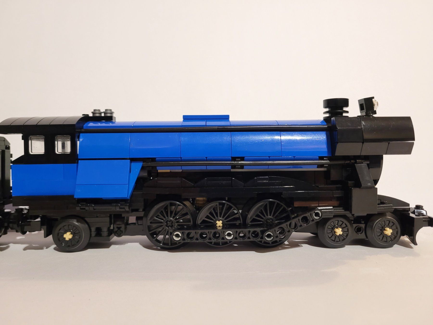 Lego Baukästen: Train Lego Blue Emerald Night, construit sur schéma 10194 – Gebraucht aus La Tour-de-Peilz von estelle69 4