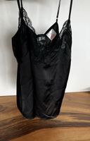 Schwarzes H&M Top mit Spitze, Grösse S, Neu mit Etikett 53