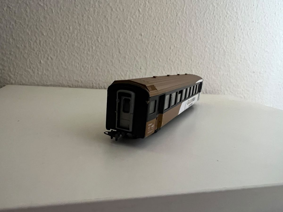 Bemo Modellini di ferrovie: Bemo Goldenpasswagen – Nuovo (secondo la descrizione) da Alpnach Dorf venduto da cam_6lp5 2