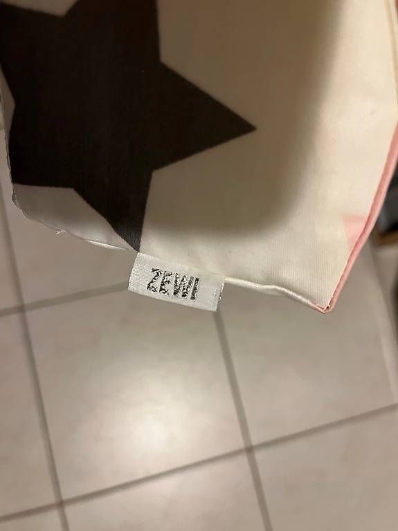 Wickeltisch & Zubehör: Wickelunterlage Zewi – Gebraucht aus Erlinsbach SO von SmilingTiki 1