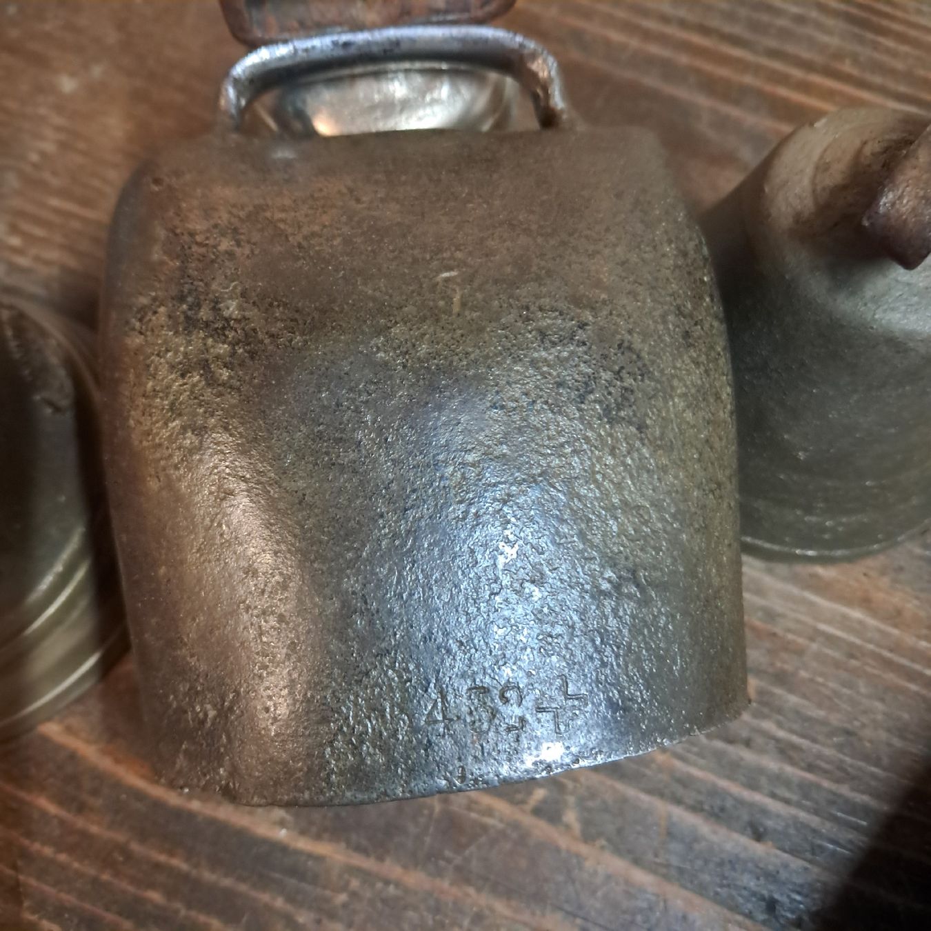 Campanacci mucche: 5 Glocken / Treicheln – Usato da Murten venduto da SHETHOF 4