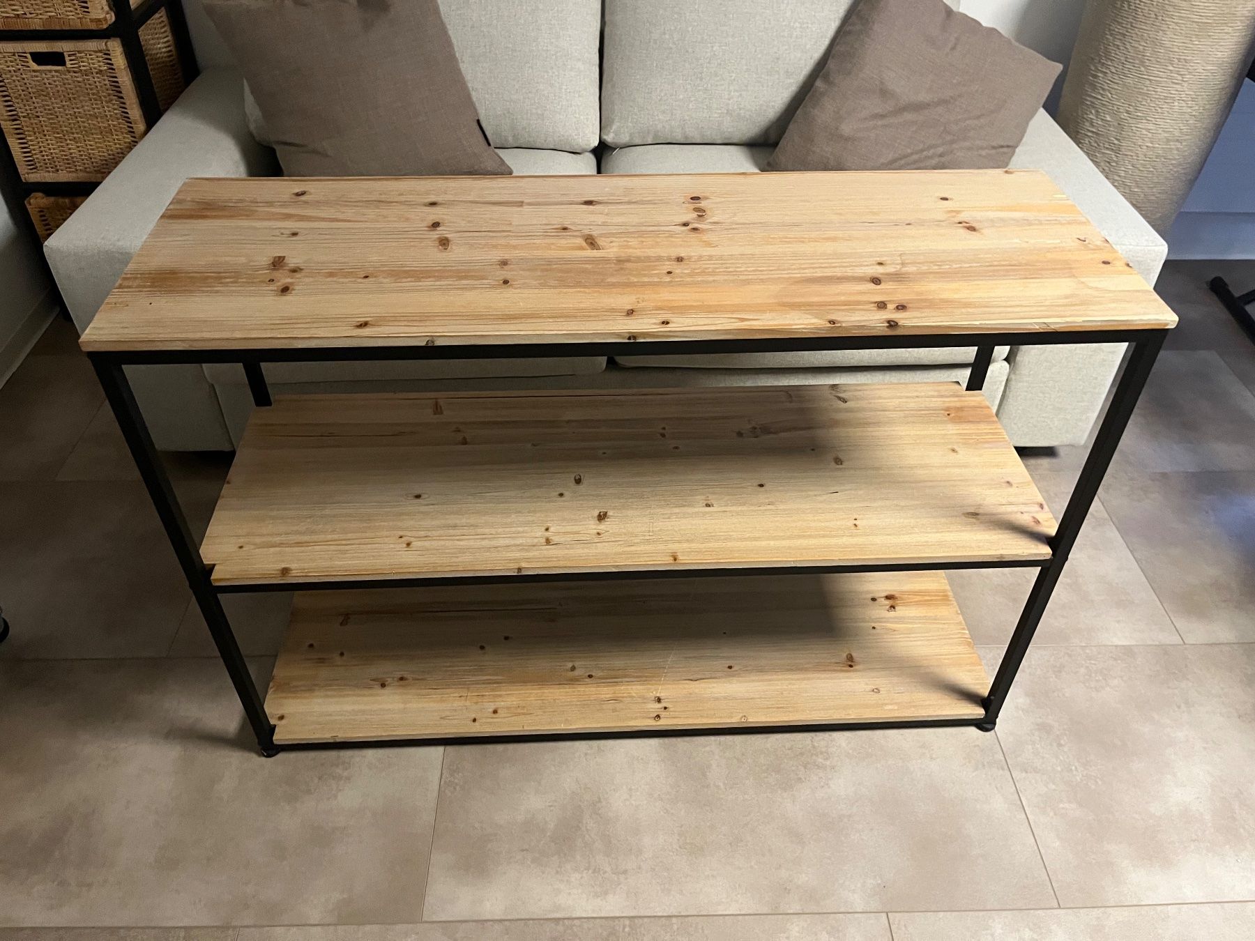 Scaffali: Sideboard – Usato da Solothurn venduto da sim_x9z6