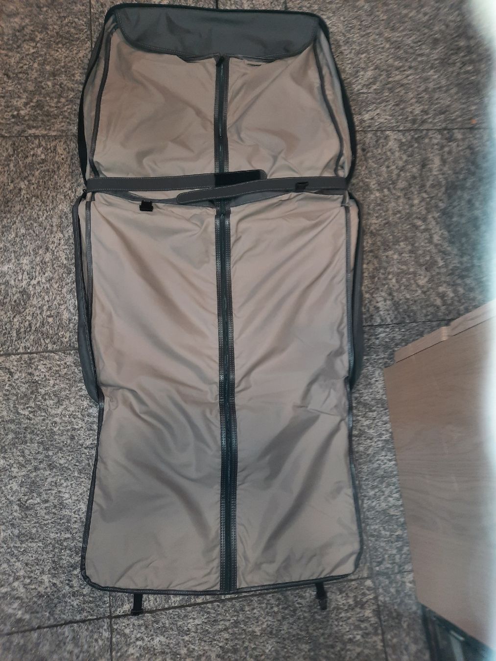 Samsonite Borse: Samsonite borsa per abiti – Usato da Biasca venduto da Old_6blh 2