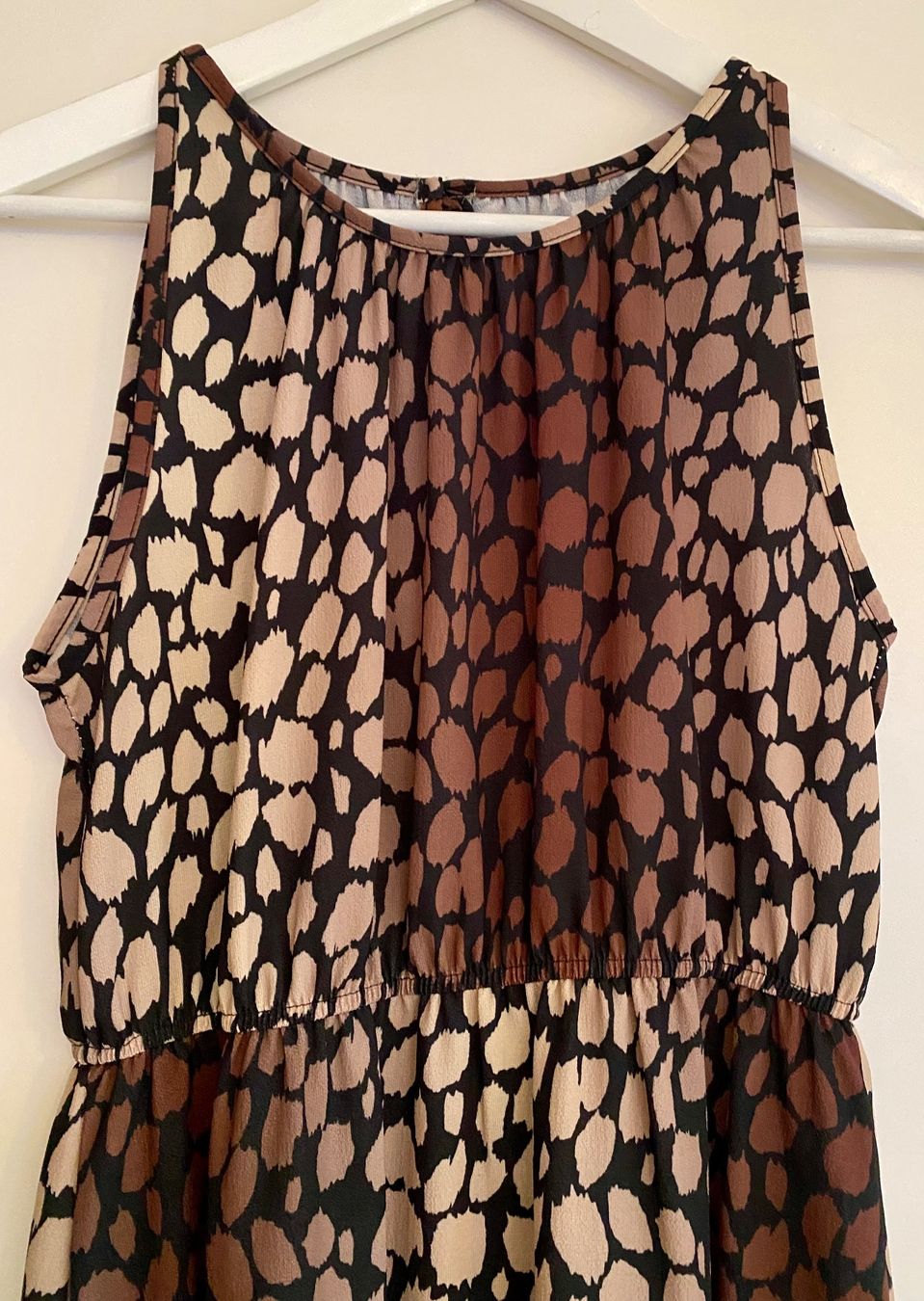 Vestiti: Kleid in Braun/Schwarz/Beige, One Size – Usato da Zürich venduto da Maria2021 1