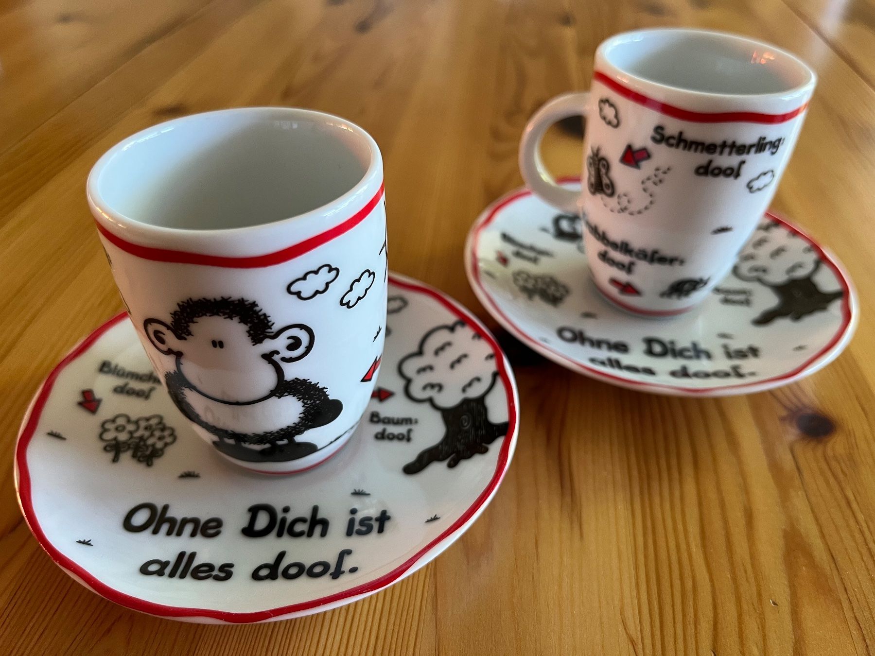 Sheepworld Tazze: Sheepworld 2 Espressotassen mit Unterteller – Usato da Zürich venduto da Gurkis 2