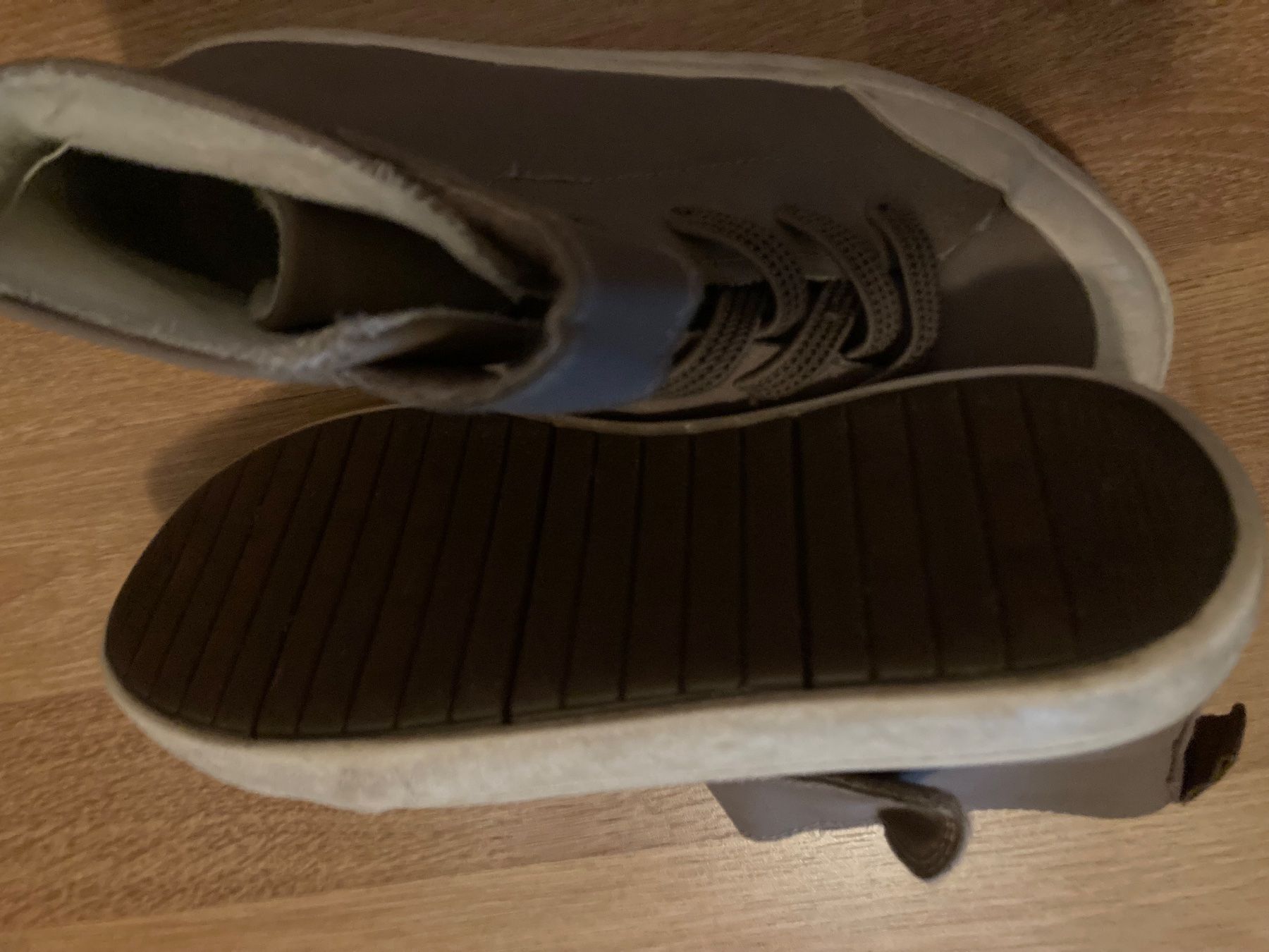 Scarpe per ragazzi: Kinder Winter Turnschuhe Gr. 30 – Usato da Emmenbrücke venduto da JJ_89 2