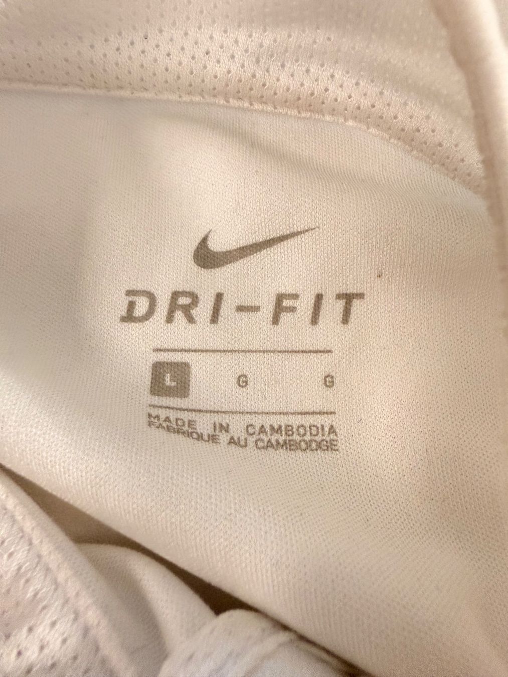 Nike Jacken: Nike Dri-FIT Track Jacket Weiss, Grösse L – Gebraucht aus Wollerau von falkenauge444 1