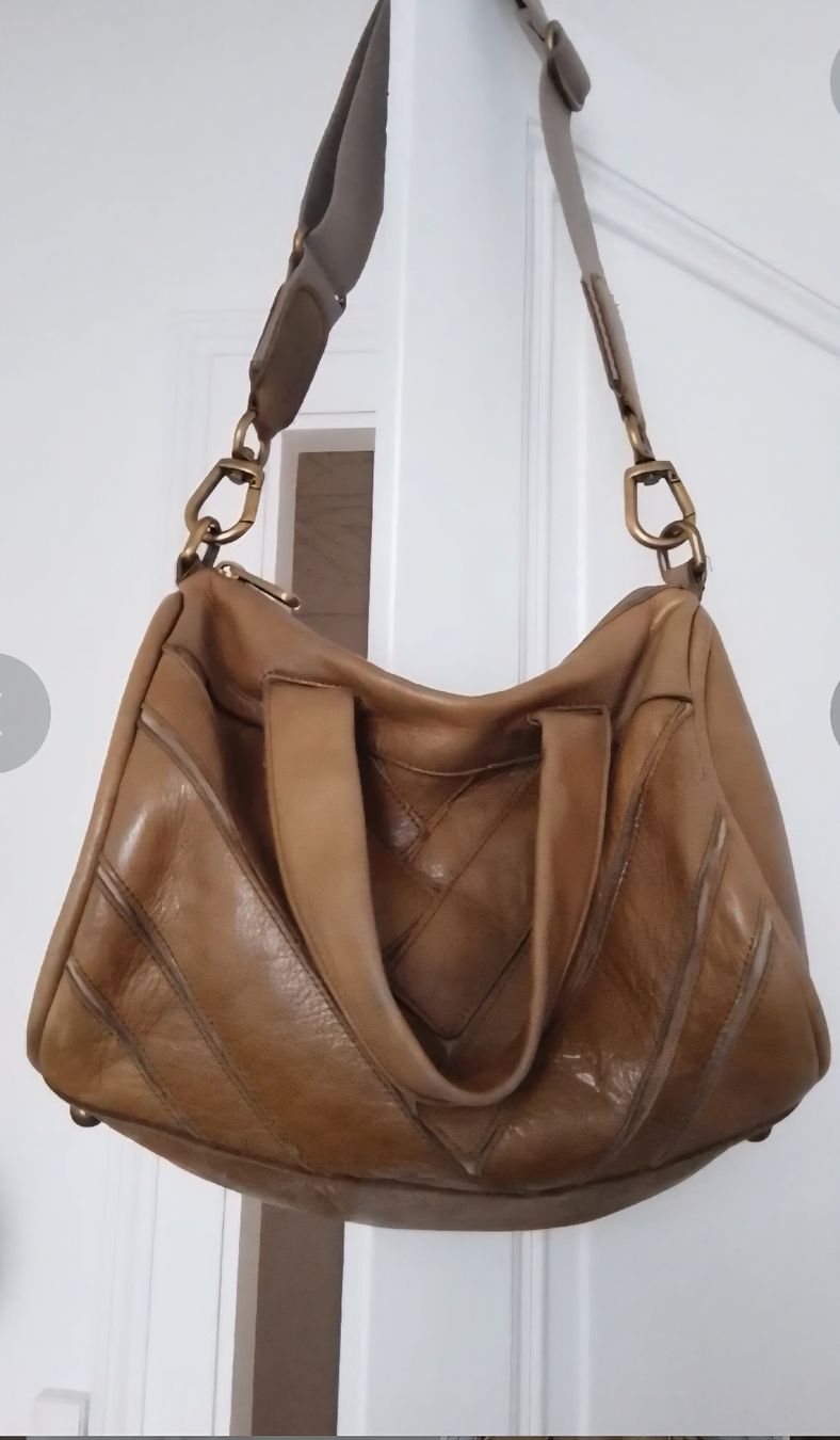 Ugg Borse: UGG Tasche Leder Used Look – Usato da Riehen venduto da Pelagia07