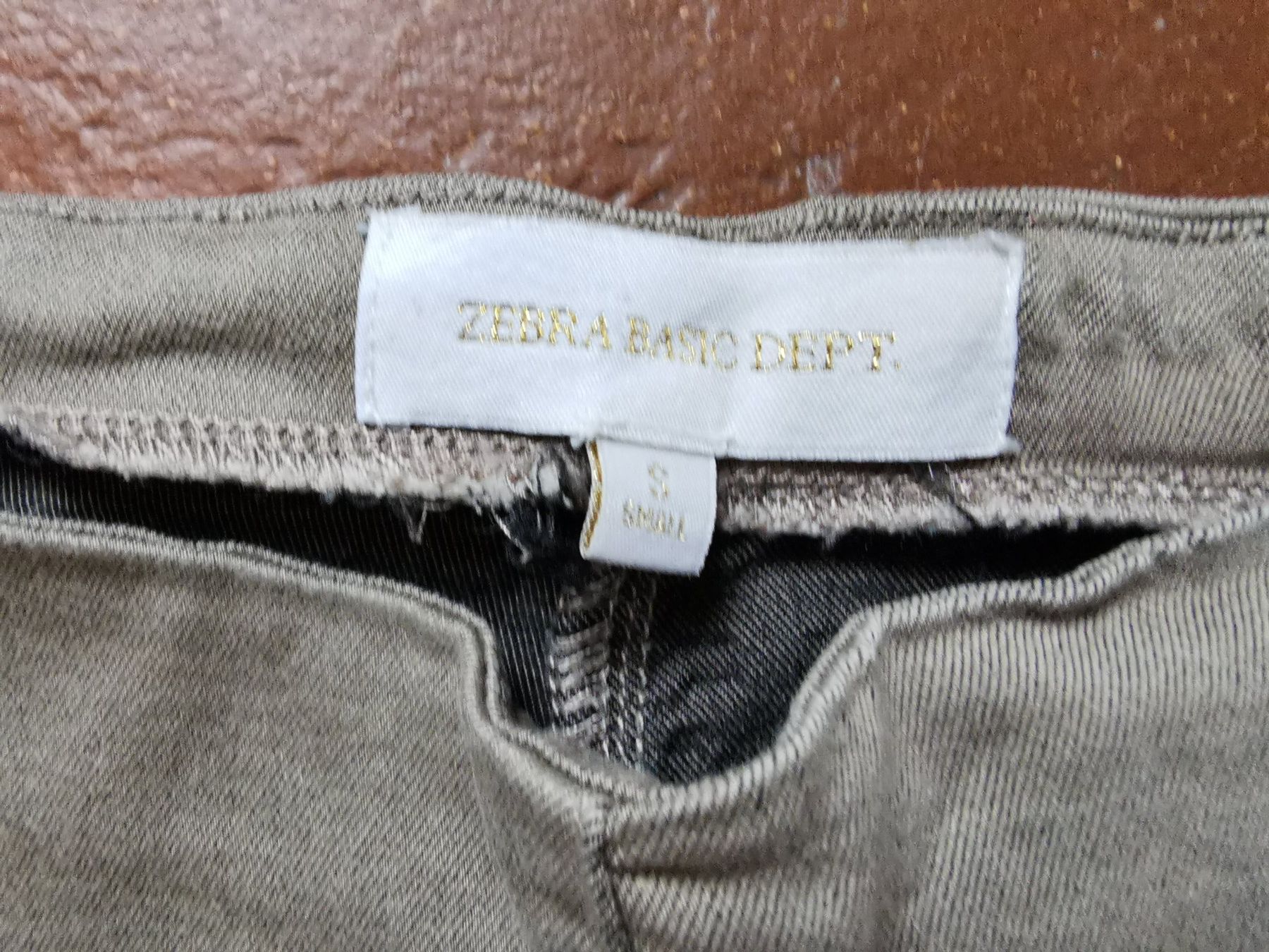 Zebra Pantaloni: Zebra; beige / hellbraune Hose Gr. S – Usato da Boniswil venduto da Totomat-Lady 2