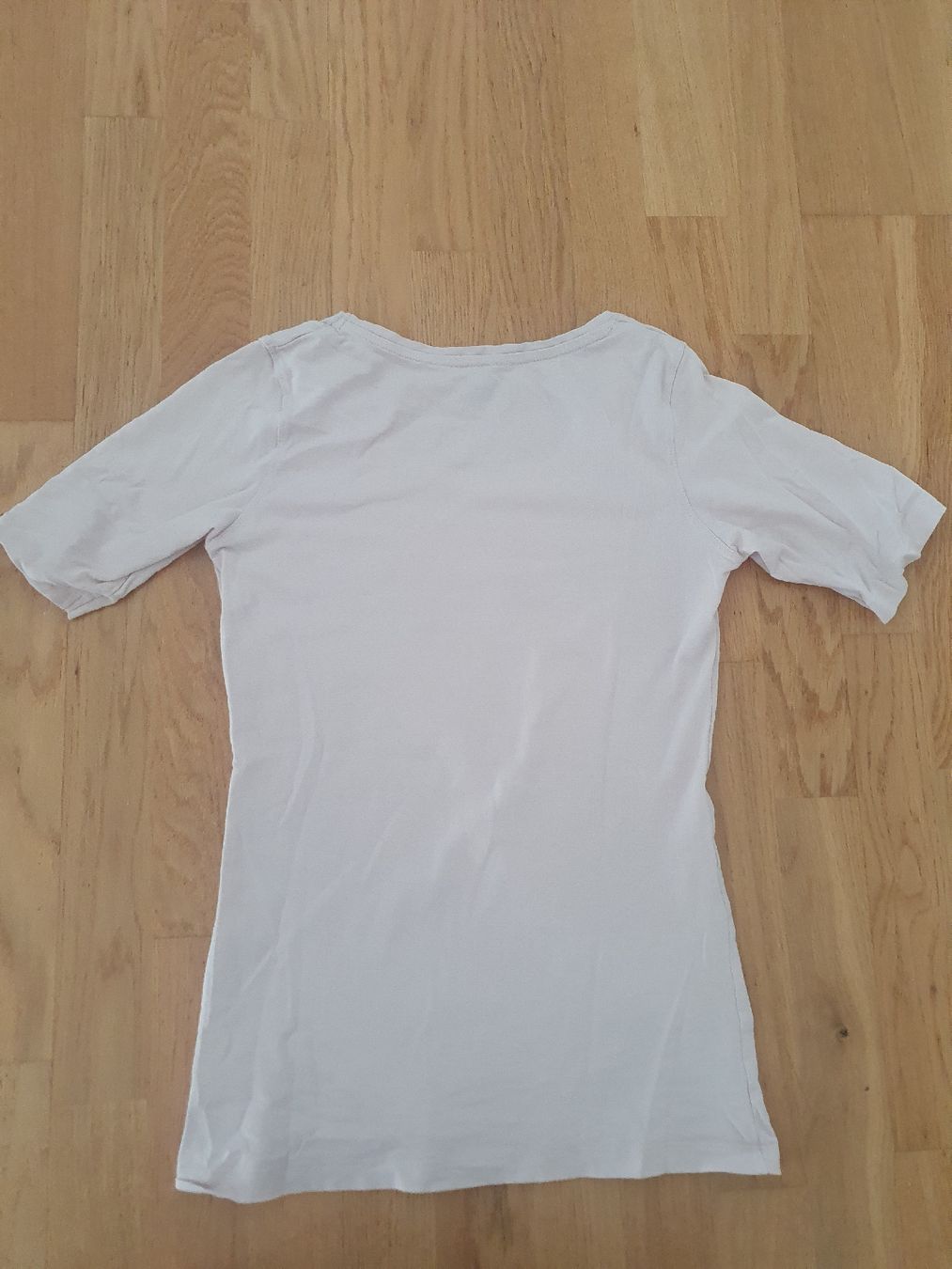 T-shirt: T-Shirt – Usato da Moosseedorf venduto da Sonnenschein.. 3