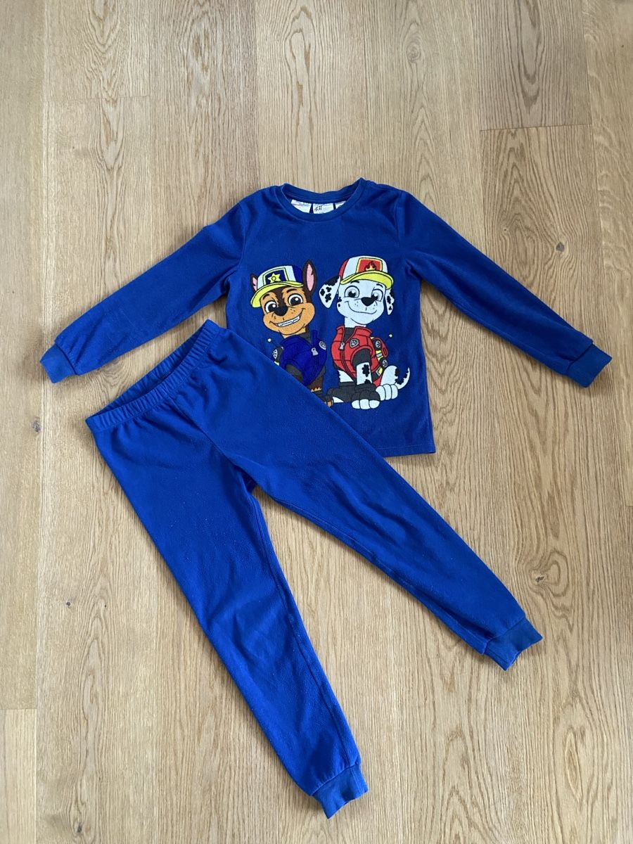 H&M Pigiama & Simili: Pyjama H&M Gr. 122/128 – Usato da Lützelflüh-Goldb venduto da N.H.