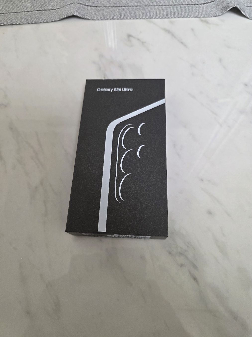 Samsung Telefoni cellulari / Smartphones: S26 Ultra 512 GB Neu – Nuovo e nell'imballaggio originale da Basel venduto da Nora2020