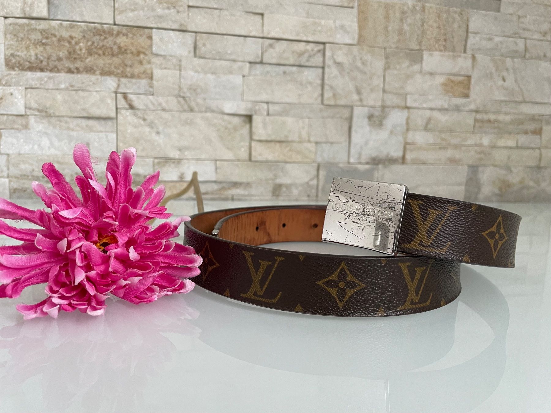Louis Vuitton Cinture: Louis Vuitton Gürtel Canvas - Nr. 371 – Usato da Hittnau venduto da LuxAndMore