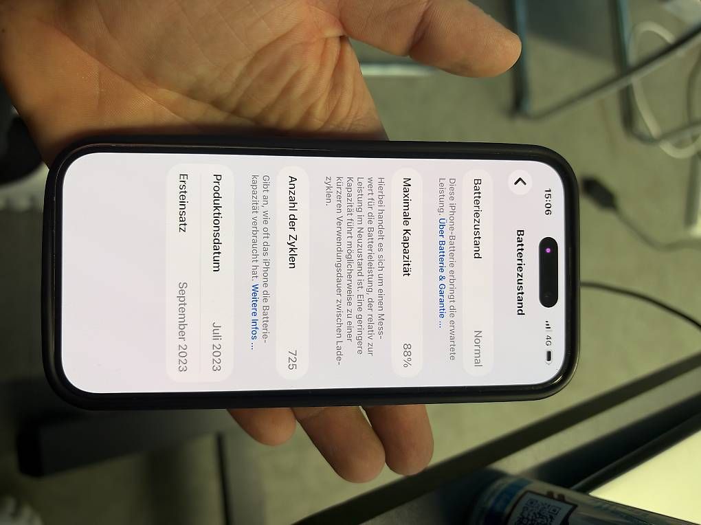 Handys / Smartphones: Iphone 15 Pro 526 GB – Gebraucht aus Lufingen von Ricardo1991 3