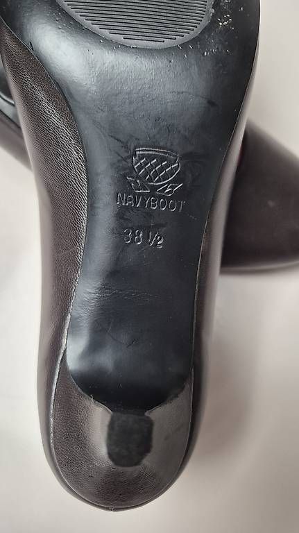 Damenschuhe: Navyboot-Pumps – Gebraucht aus Münchenstein von kat_jf2k 2