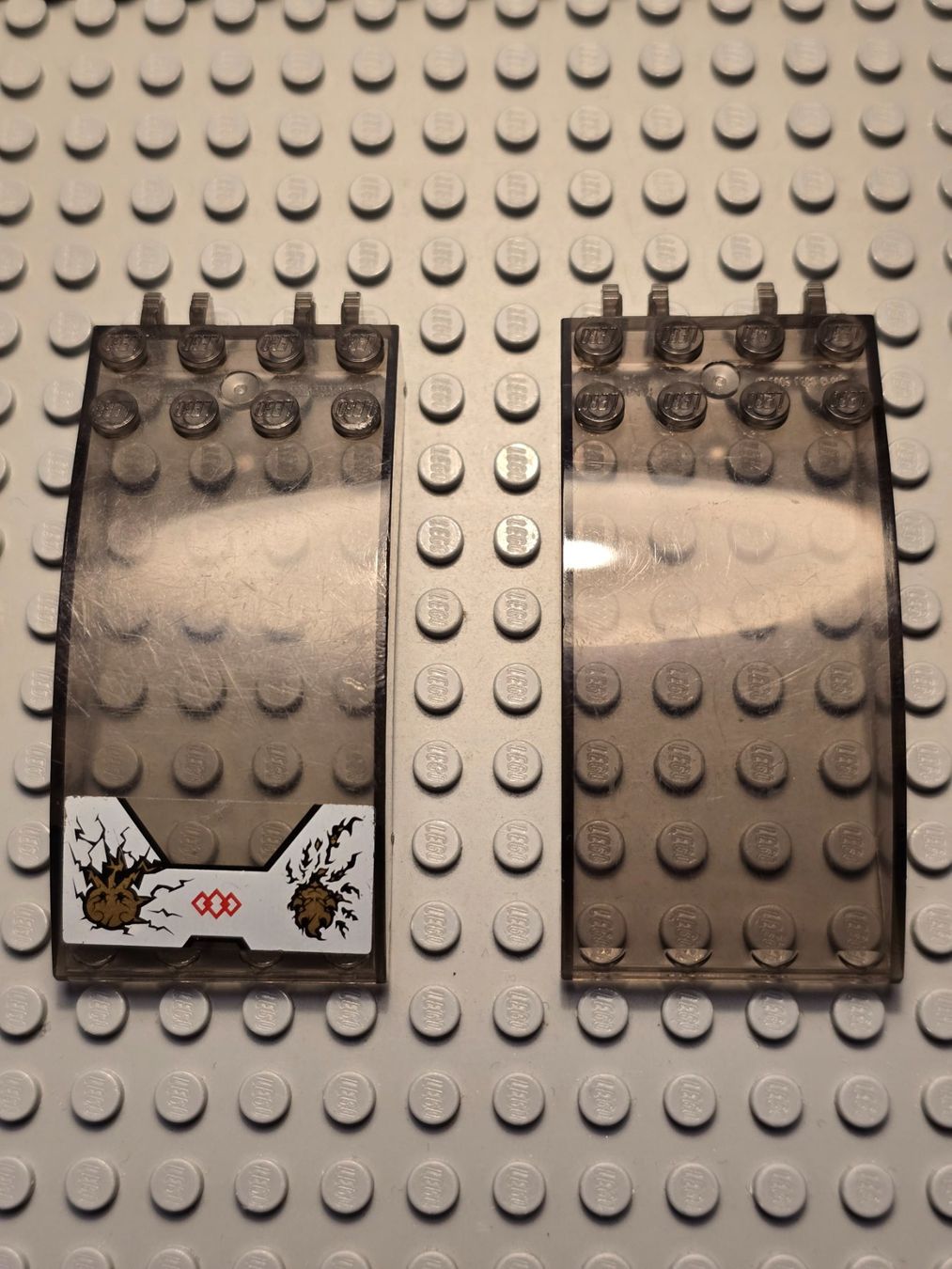 Lego Kit di costruzioni: Lego 2x Windschutzscheibe (46413) – Usato da Basel venduto da Swi-7621