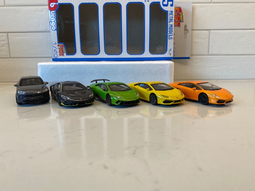 Lot De 7 Voitures Miniatures Burago - Mira, Jaguar, Ferrari, Mercedes, Lamborghini échelles 1/18, 1/20, 1/24