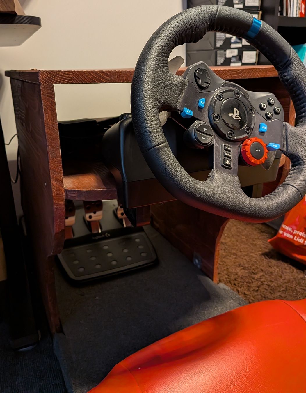 Supporti a parete: Racing seat Playseat marke Eigenbau – Usato da Samstagern venduto da tim_t7mb 3