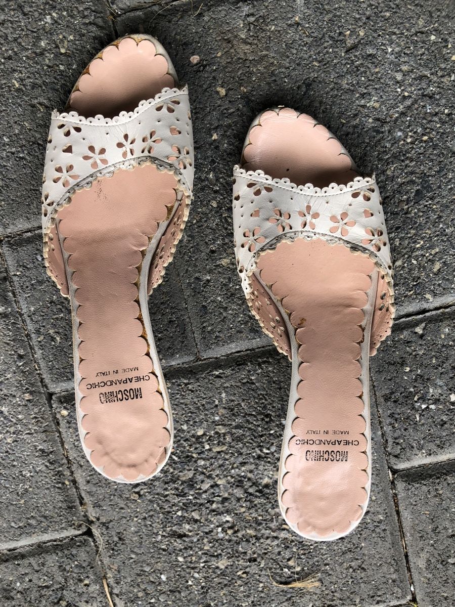Scarpe da donna: Sandalen Moschino – Usato da Solothurn venduto da Congela